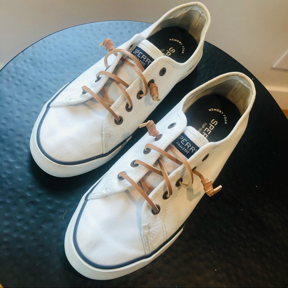 Sperry Top Siders, clean, in good condition